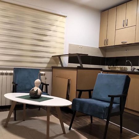 Appartement Studio M à Zemun Extérieur photo